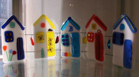5 beach huts